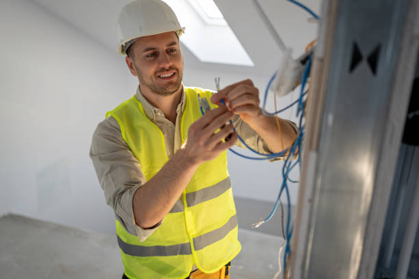 Best Affordable Emergency Electrician  in Castle Hills, TX